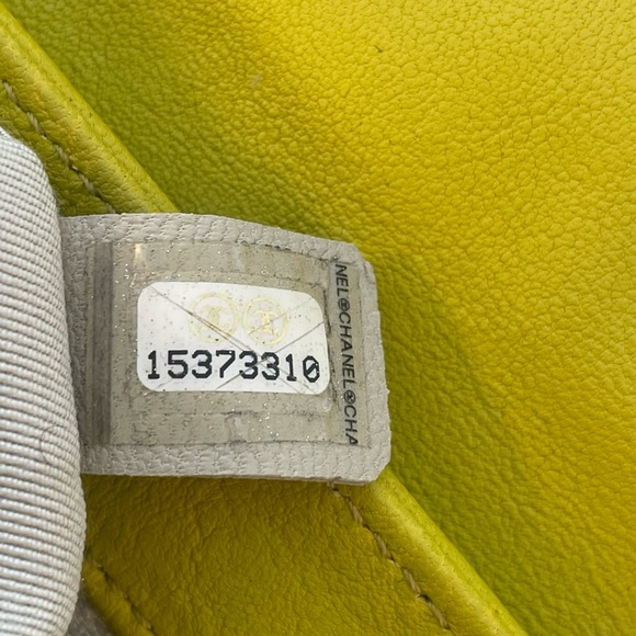 CHANEL Rare Mini Chain Around Messenger Bag - Yellow Mustard Chartreuse - Picture 7 of 15
